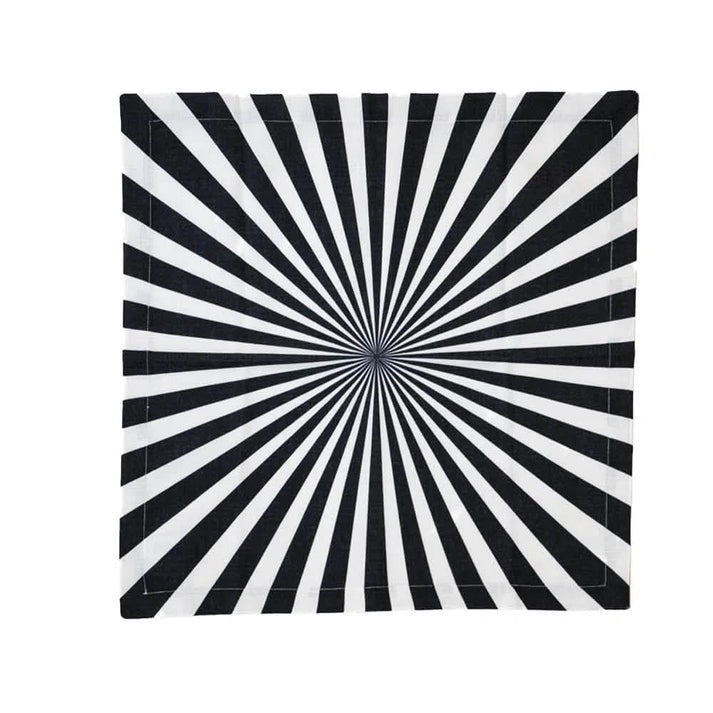 Black & White Starburst 20.5" Napkin Set of Four